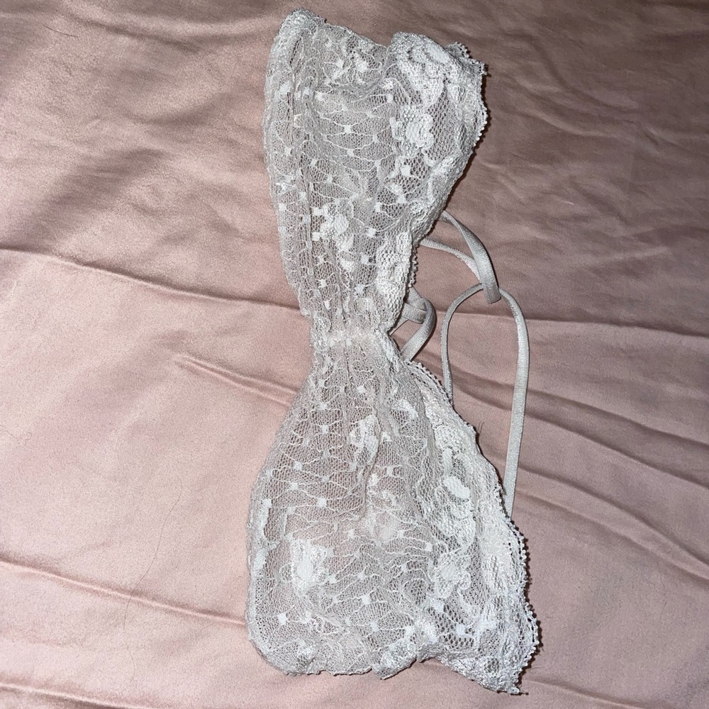 FREE PEOPLE Strapless Bra